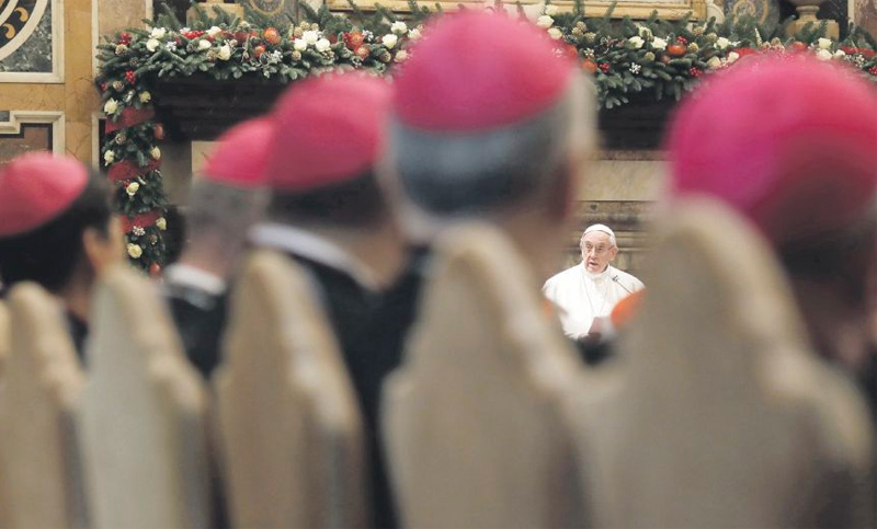 Feroz crítica del Papa a la Curia: “El demonio inspira la resistencia”
