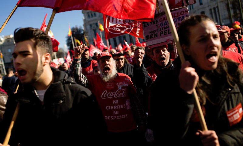 España: sindicatos pidieron terminar el ajuste con una marcha inédita en Madrid