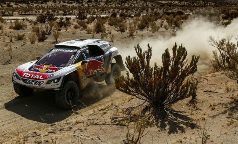 Dakar 2017: Loeb ganó la penúltima etapa y está segundo en la general
