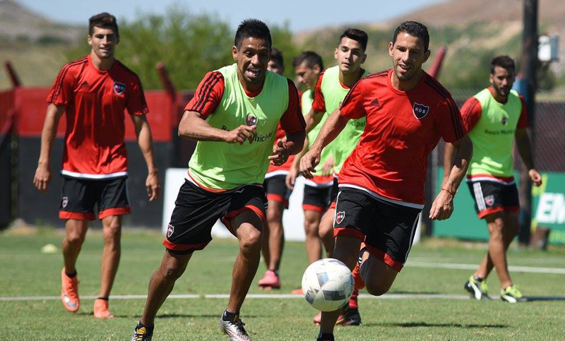 Bermúdez prometió pagarle la deuda al plantel y Newell’s vuelve a entrenar