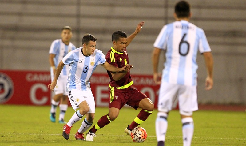 Argentina empató y se clasificó al hexagonal final