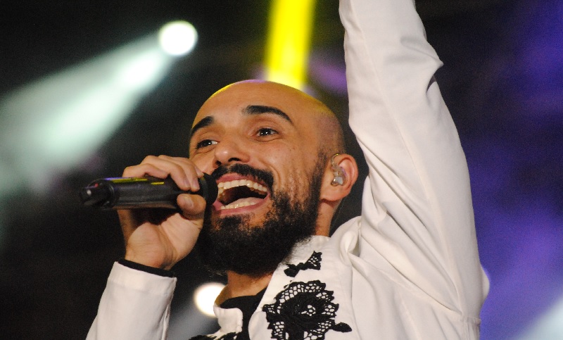 Cosquín: Abel Pintos, el encantador de masas