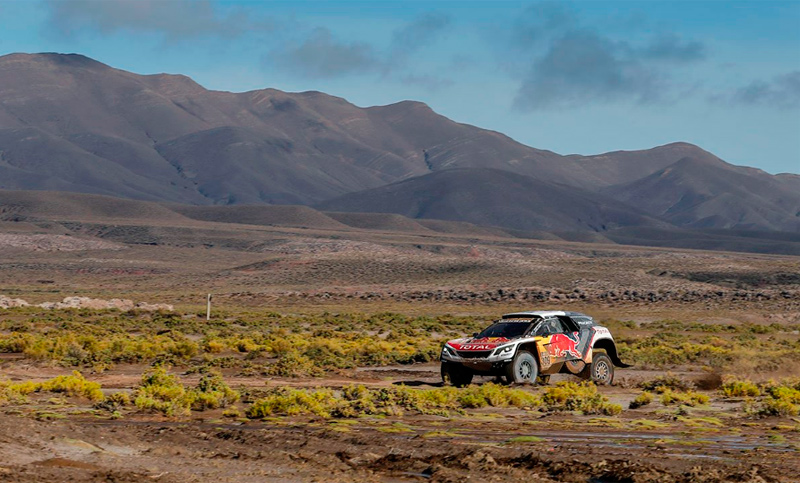 Dakar 2017: Loeb ganó la octava etapa, aunque Peterhansel sigue líder entre los autos