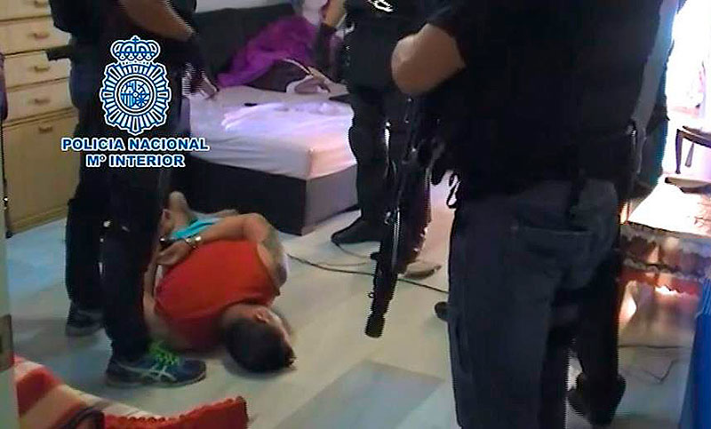 España desmantela una red de prostitución que operaba a través del Mediterráneo