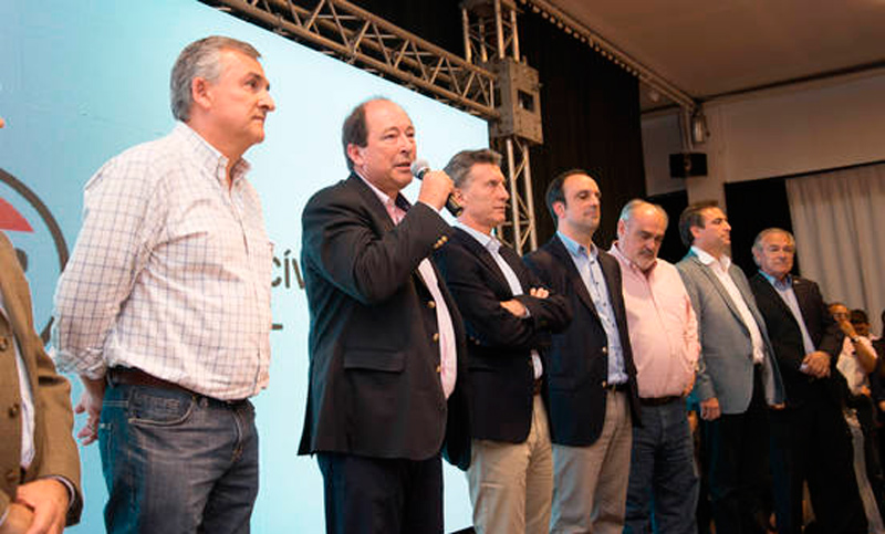 Macri con referentes de la UCR para definir estrategia electoral