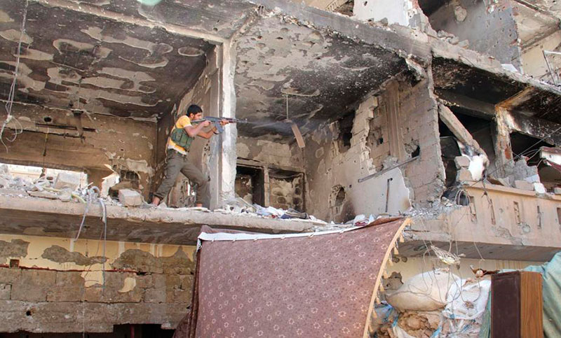 El Estado Islámico lanzó una ofensiva en la ciudad siria de Deir Ezzor