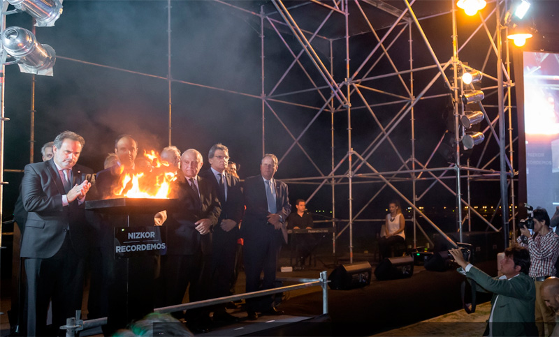 Lifschitz participó del homenaje nacional a las víctimas del Holocausto