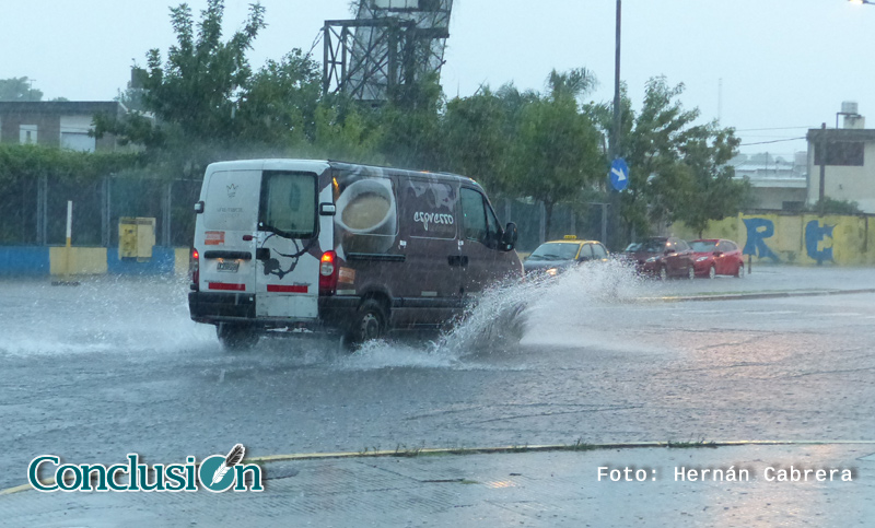 El alerta meteorológico sigue vigente en Rosario y la región