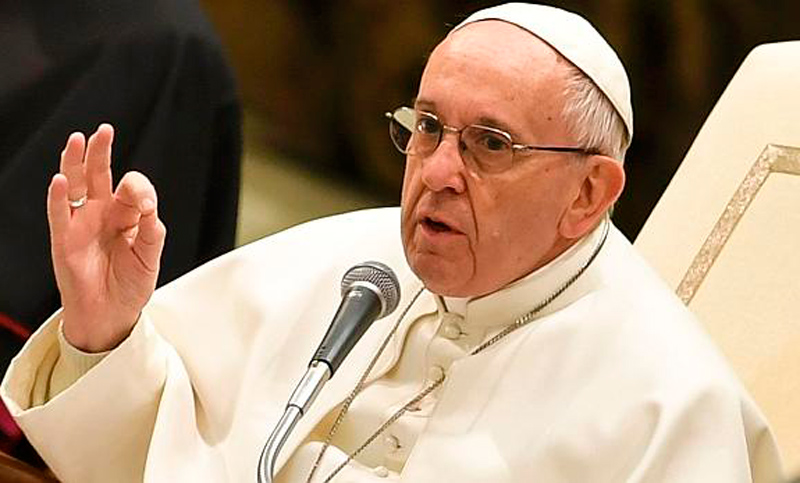 El Papa denunció el caso de una mujer que «abortó» para mantener su belleza