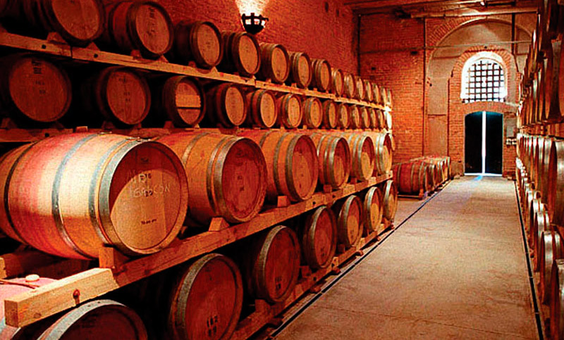 Bodegas en alerta: repercusiones y críticas por los nuevos impuestos al vino