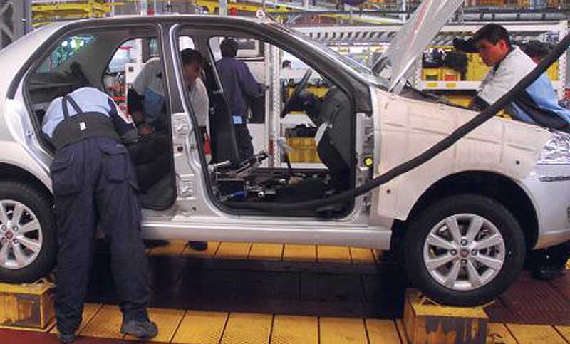 La peor producción de autos en diez años