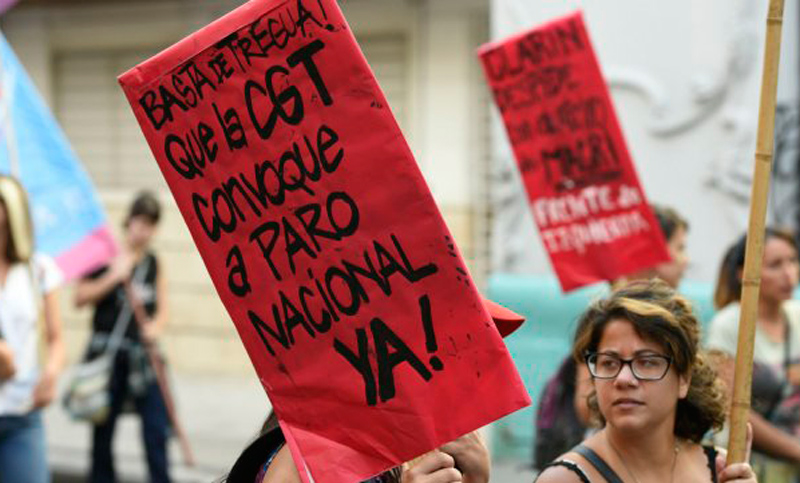 Movilización en Rosario contra los despidos y la represión