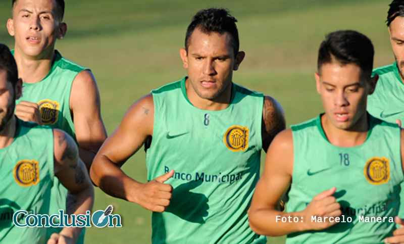 Central entrenó y Montoya no participó del ensayo futbolístico