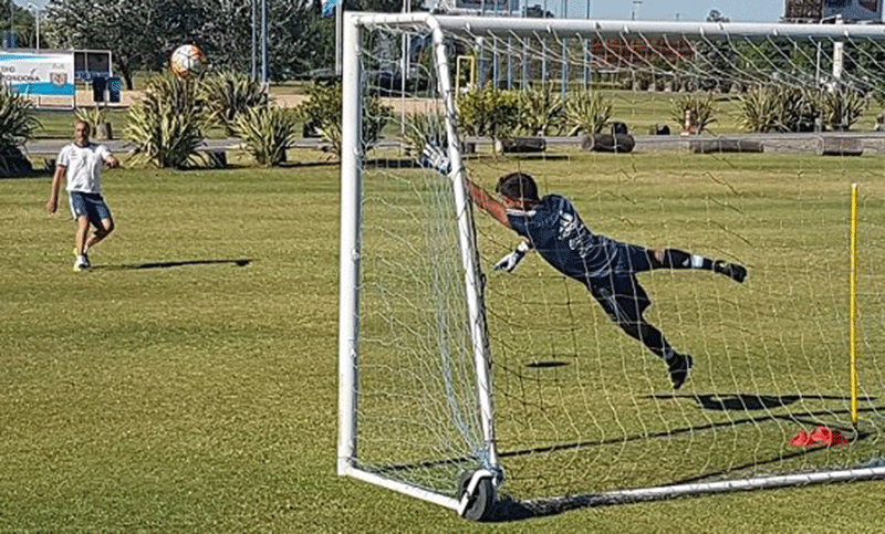Con cuatro rosarinos, el Sub 20 retorna a los entrenamientos