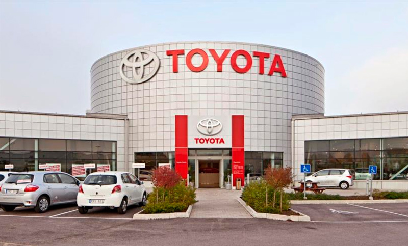 Japón defiende a Toyota y a su industria automotriz tras el ataque de Trump