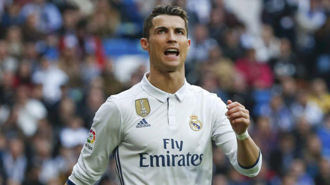 Real Madrid volvió a la victoria y se aseguró el liderazgo del torneo