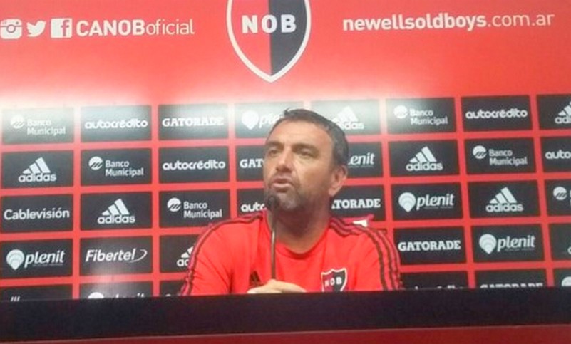 Osella afirmó que ante Colón habrá cuatro cambios