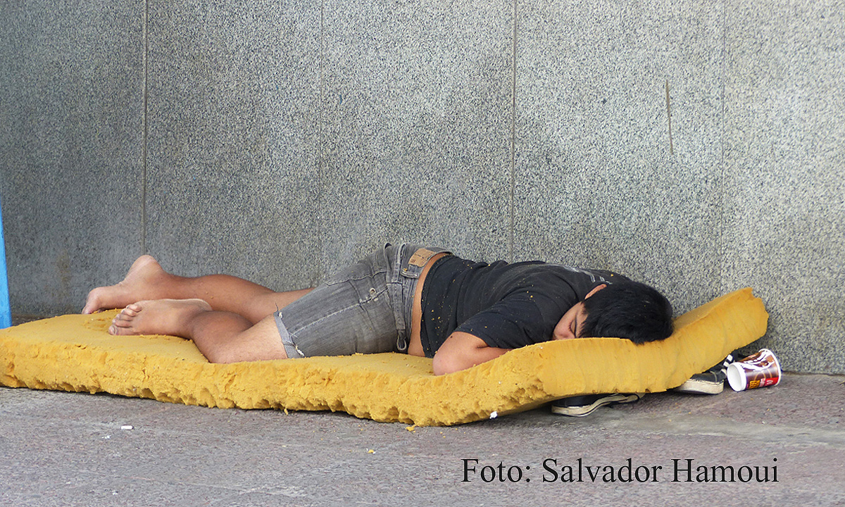 La calle, también un dormitorio…