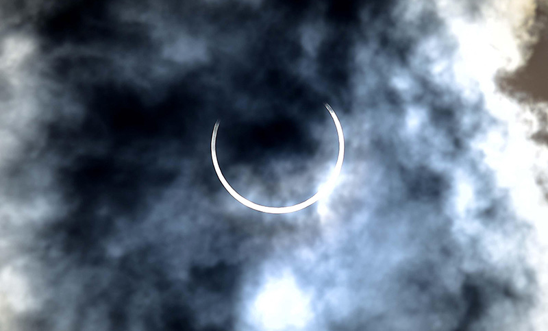 Este miércoles podrá observarse un tipo de eclipse que no ocurre desde 1982