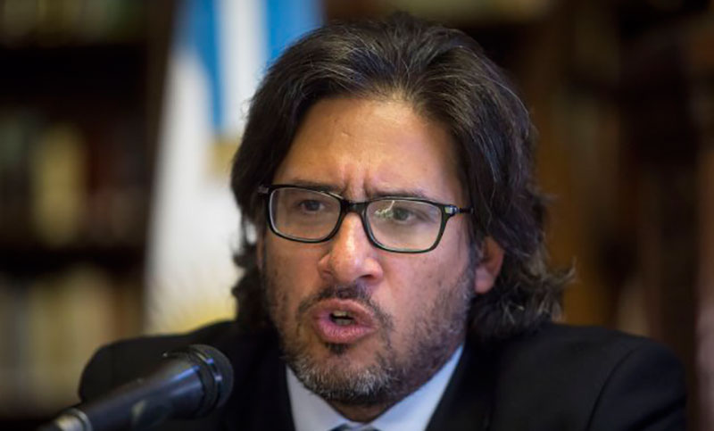 «Gómez Centurión destruye lo que vamos construyendo»