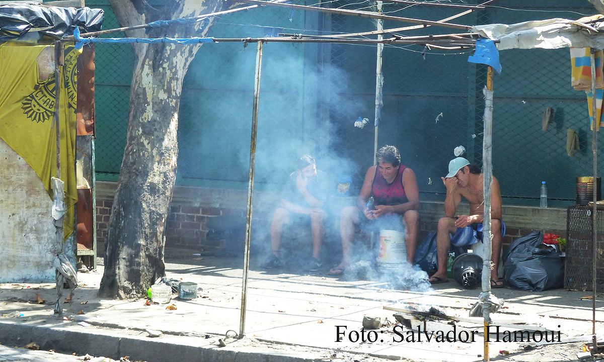 Un asadito en la vereda…