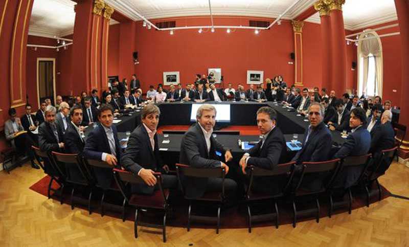Ministros viajan a Estados Unidos para firmar crédito del BID por USD 120 millones