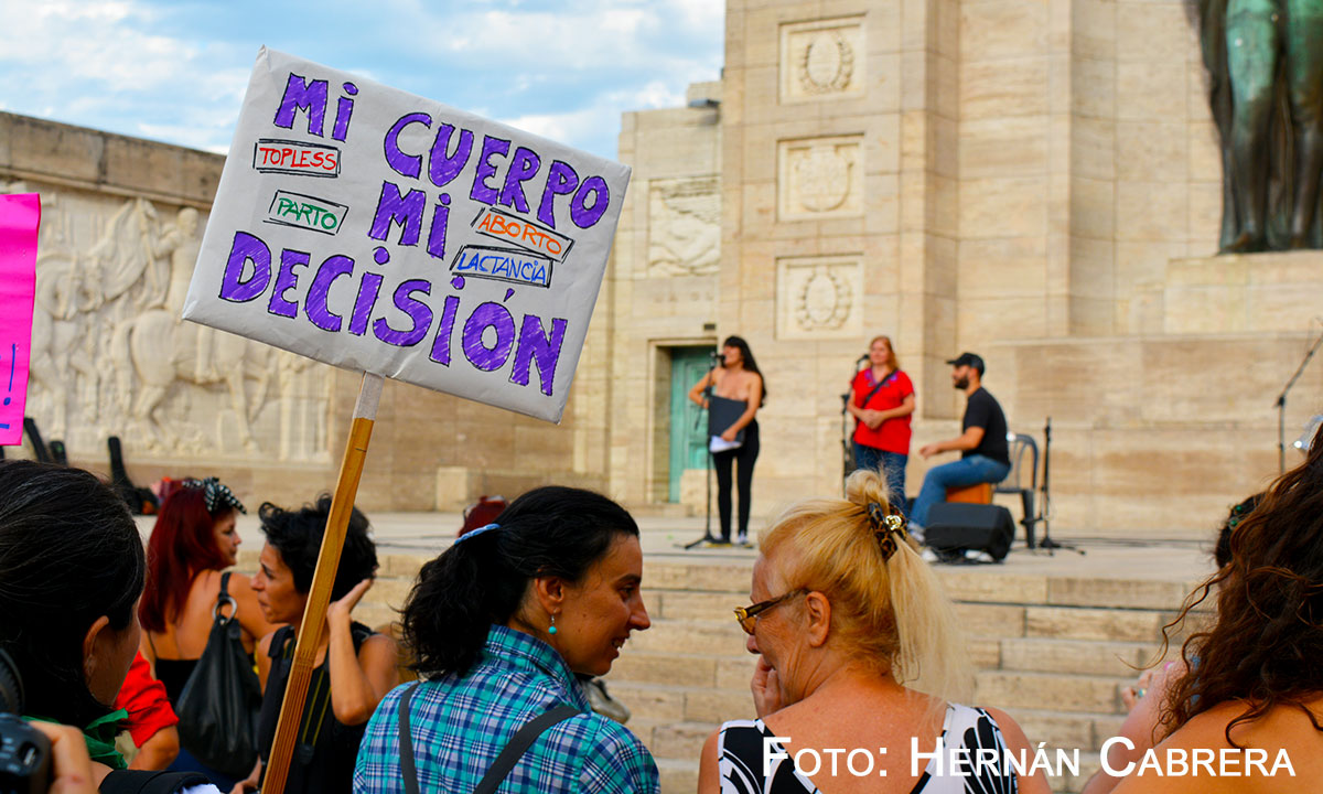 Mujeres rosarinas luchan por sus derechos