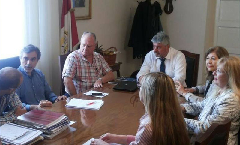 Se confirmó la convocatoria a una primera reunión paritaria de Salud