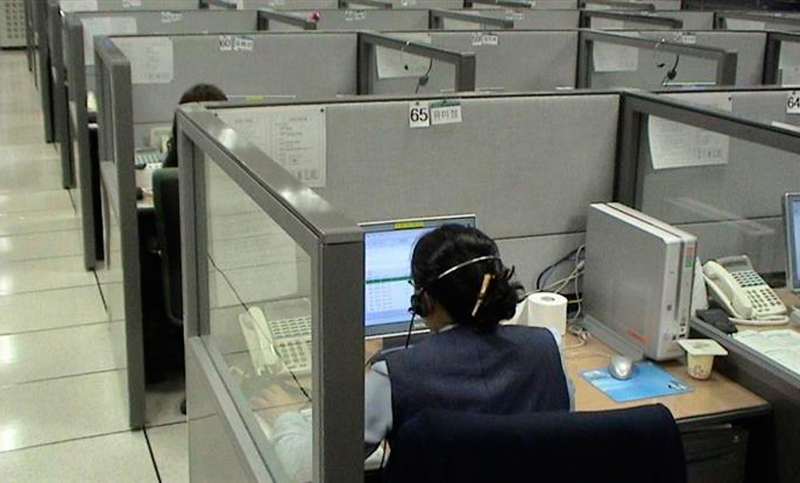 Call centers denuncian 6 mil despidos y flexibilización laboral