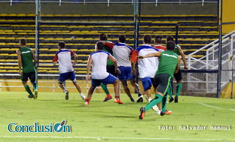 No pudo: Central igualó 0 a 0 con Atlético Paraná en el Gigante