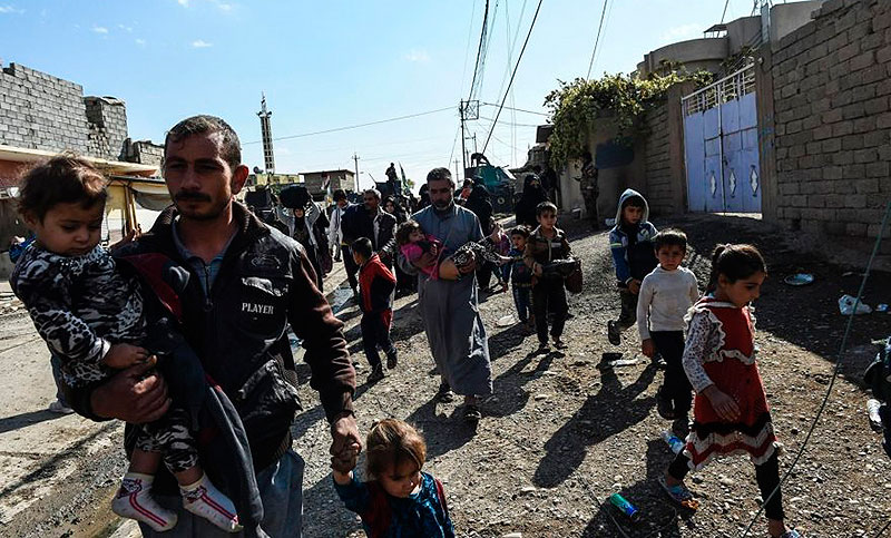 Los habitantes de Mosul denunciaron saqueos ante la inacción de la autoridades