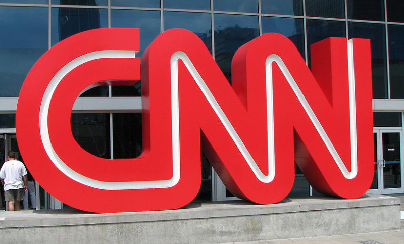 Filtran videos que ponen en duda la credibilidad de la CNN