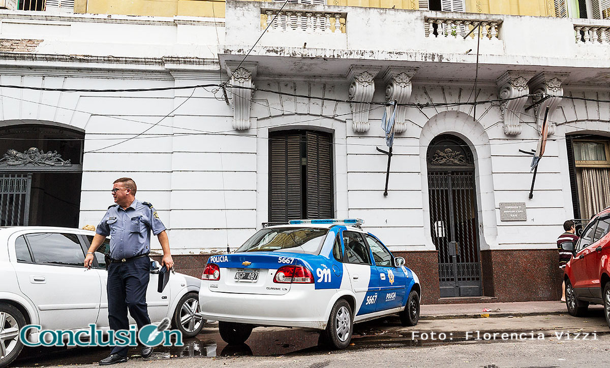 Taxista apuñaló a un colectivero tras una discusión