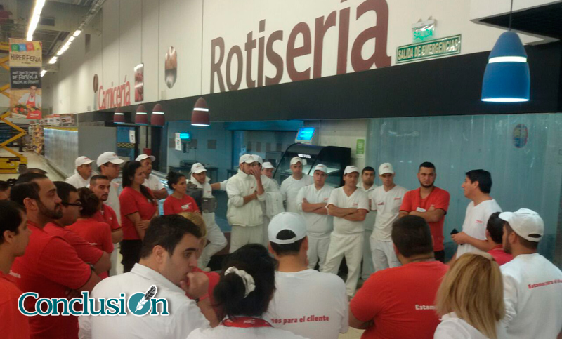 Empleados de Comercio denuncia despidos en el Hipermercado Libertad