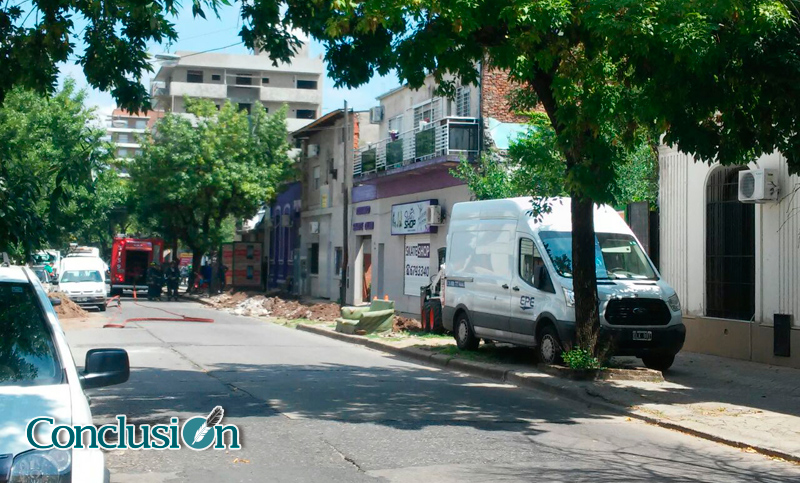 Susto en el macrocentro por escape de gas en una obra en construcción