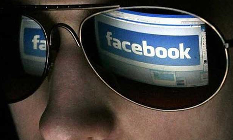 Desarrollan aplicación para «stalkear» a las personas en Facebook