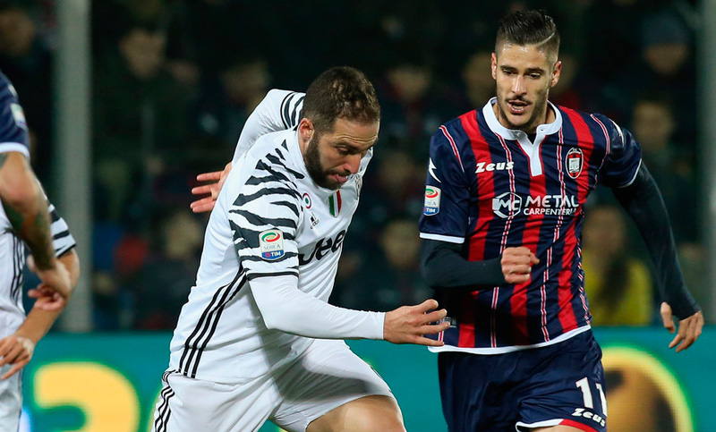 Serie A: Juventus venció a Crotone con aporte del Pipa Higuaín