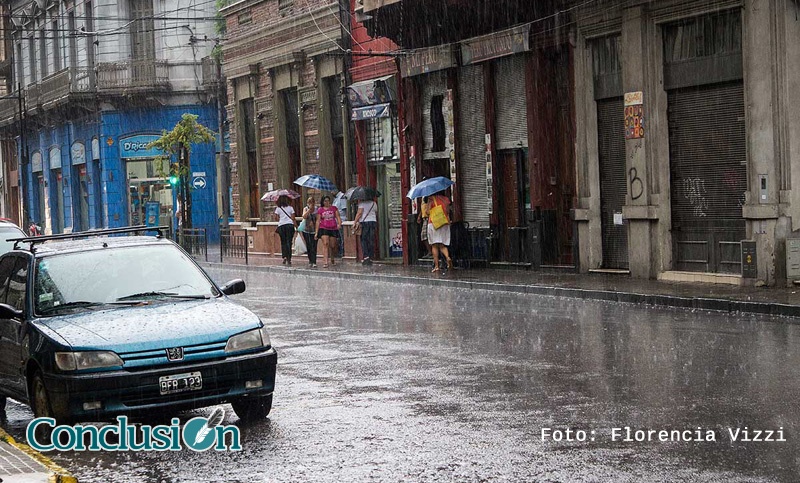 Alerta por abundantes precipitaciones en Santa Fe y lluvia en Rosario
