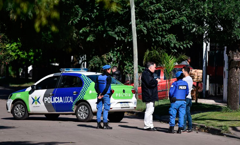Un hombre asesinó a balazos su mujer y a otros cinco familiares en Hurlingham