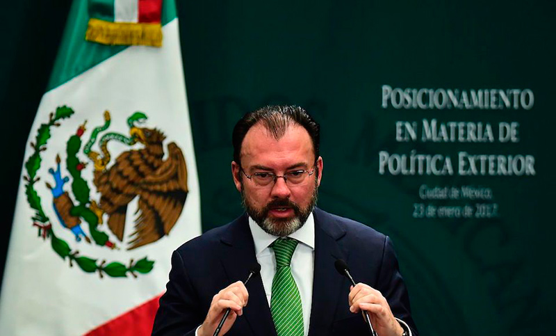 México rechazó nuevas medidas migratorias de Trump y amenazó con ir a la ONU