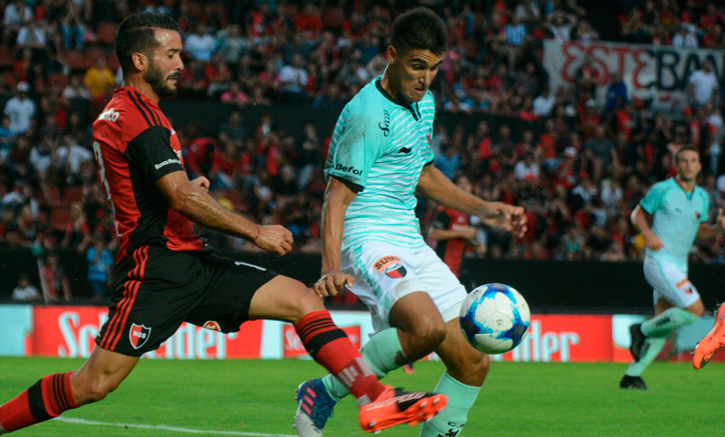 Newell’s no pudo plasmar su ideario e igualó en Santa Fe