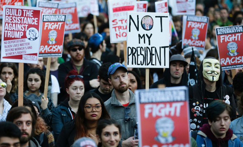 Miles de personas se preparan para manifestarse contra Trump