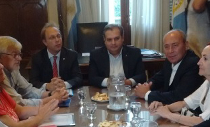 La reunión entre Provincia y gremios finalizó sin números sobre la mesa