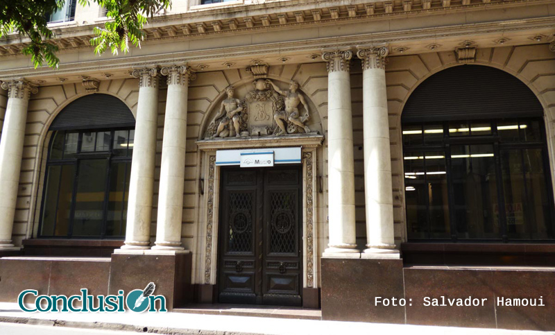 Los bancarios anunciaron un paro de 24 horas para el próximo viernes 17