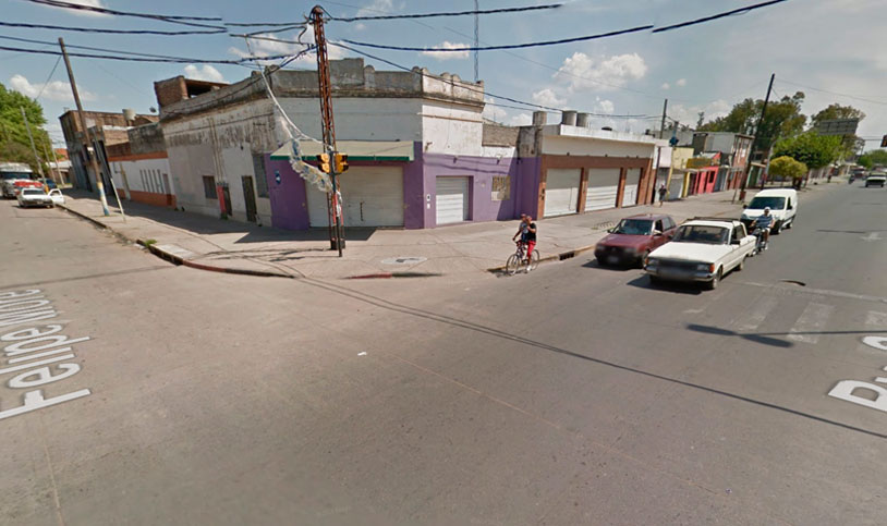 Detienen a mujer por golpear y mantener encadenada a su hija