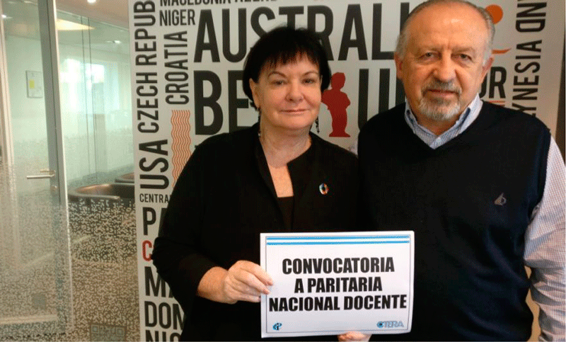 La secretaria de la Confederación Sindical Internacional apoyó el reclamo de Ctera