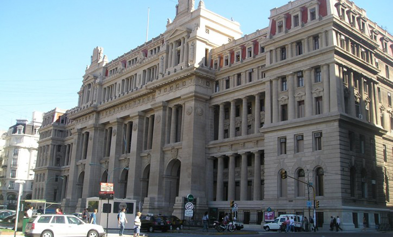 Depende de un juez que el nuevo ajuste a los jubilados no salga por decreto