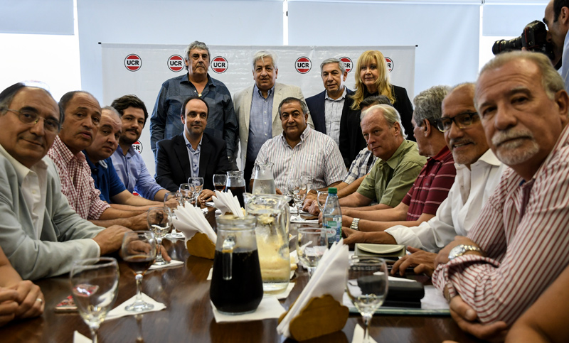 La UCR recibió a la CGT pero confirmó que no acompañará la marcha