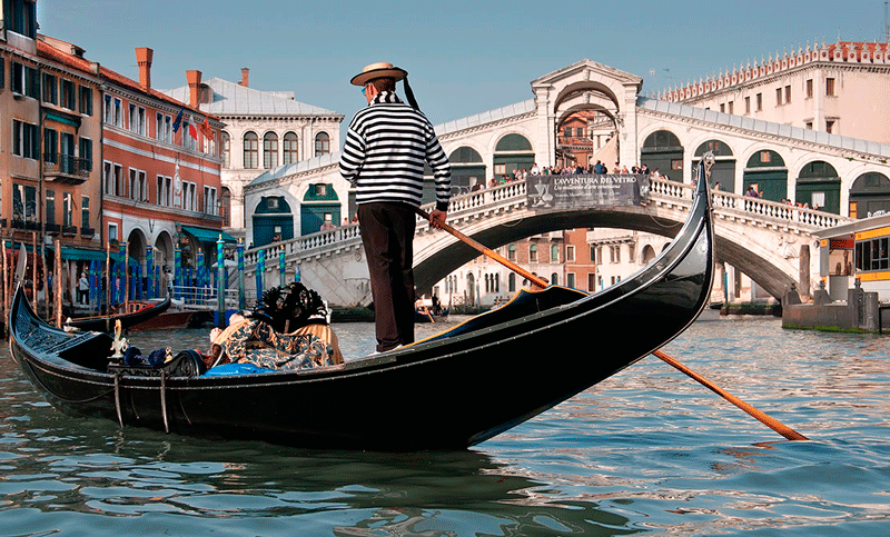 Piden limitar la cantidad de turistas en Venecia