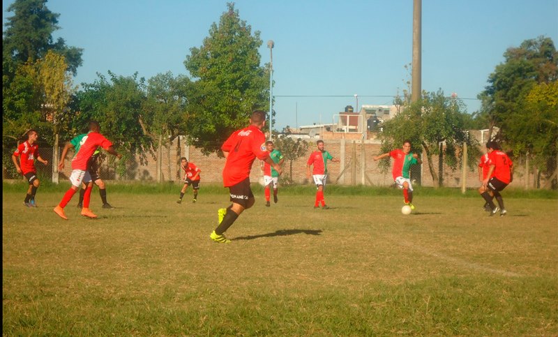 Rosarina: en un domingo vibrante se definieron las semis del Ivancich